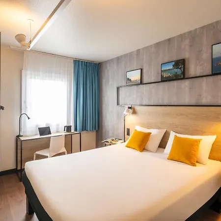 Hotel Ibis Madeleine 3*