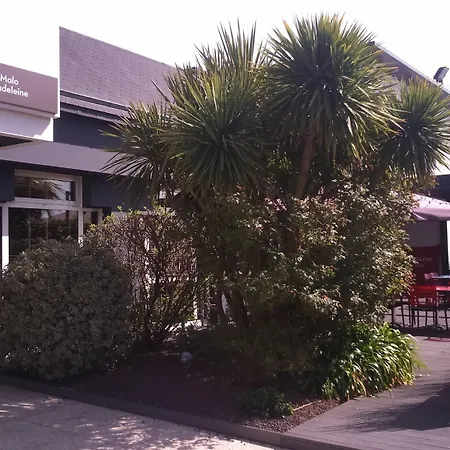 马德琳圣 - 马洛宜必思酒店 圣马洛